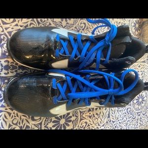 UNDER ARMOUR FOOTBALL CLEATS Size 9.5